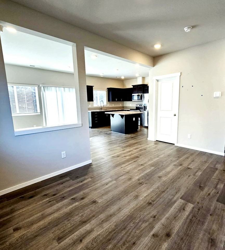 6492 Yorktown Pl Ne - Photo 3 of 19