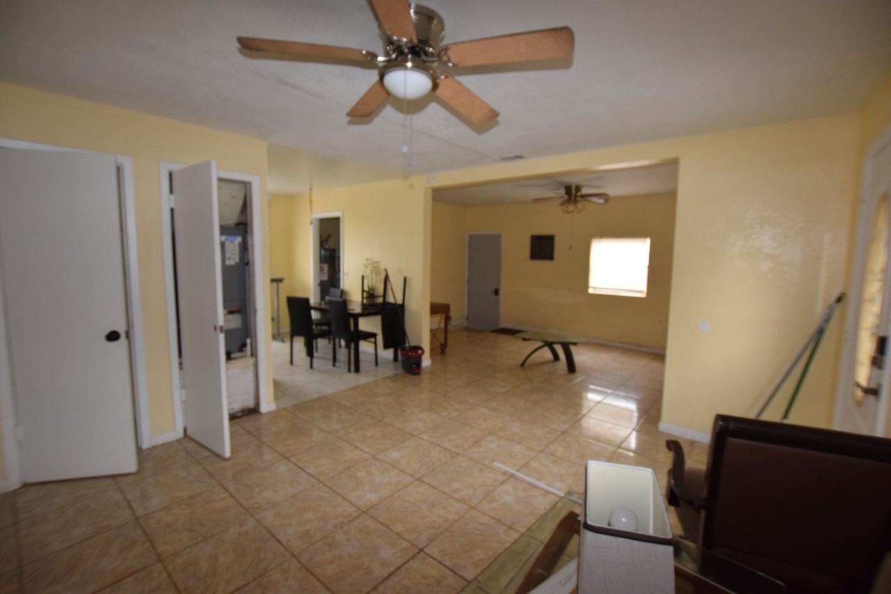 5300 Lescot Ln - Photo 5 of 18