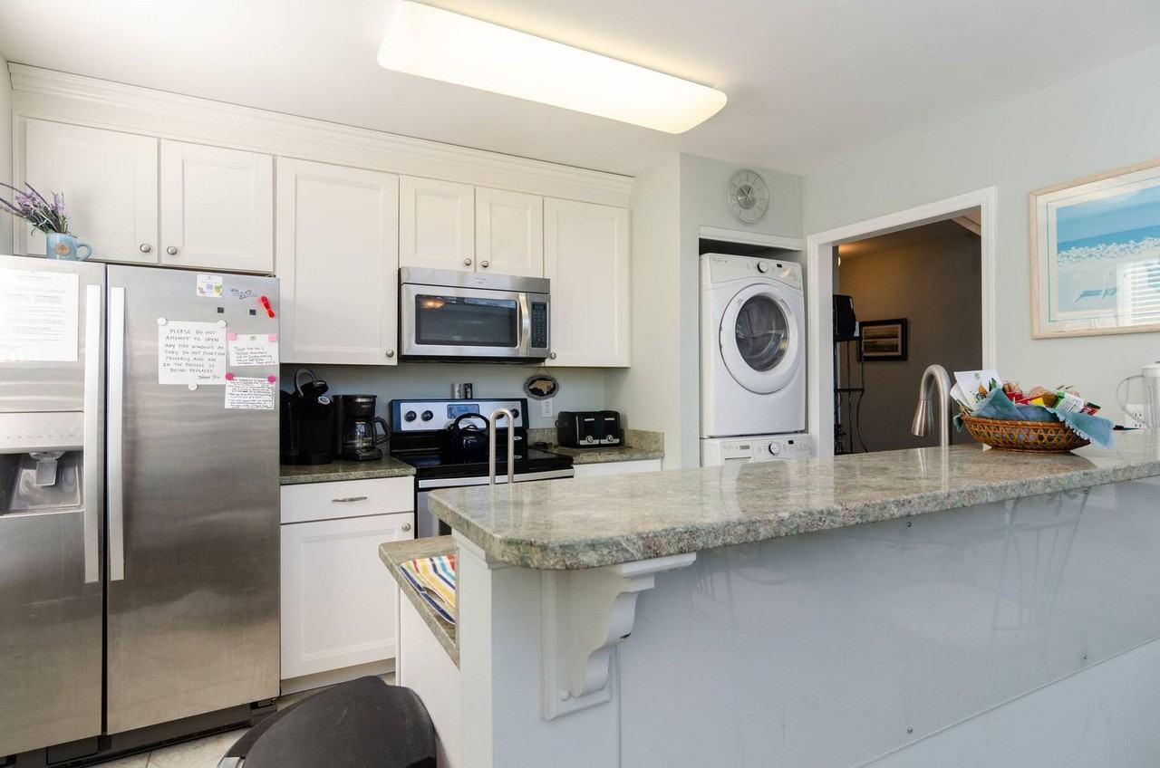 703 703 S Third Ave Ext - Photo 5 of 28