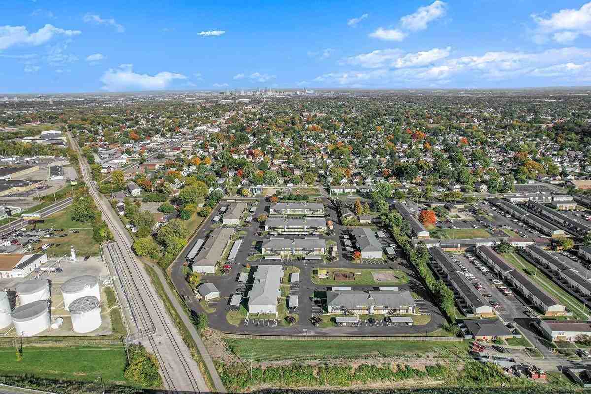 3473 Derrer Hill Dr - Photo 2 of 49