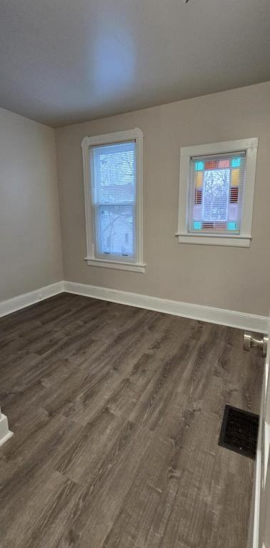1349/1351 Parkwood Blvd - Photo 6 of 11
