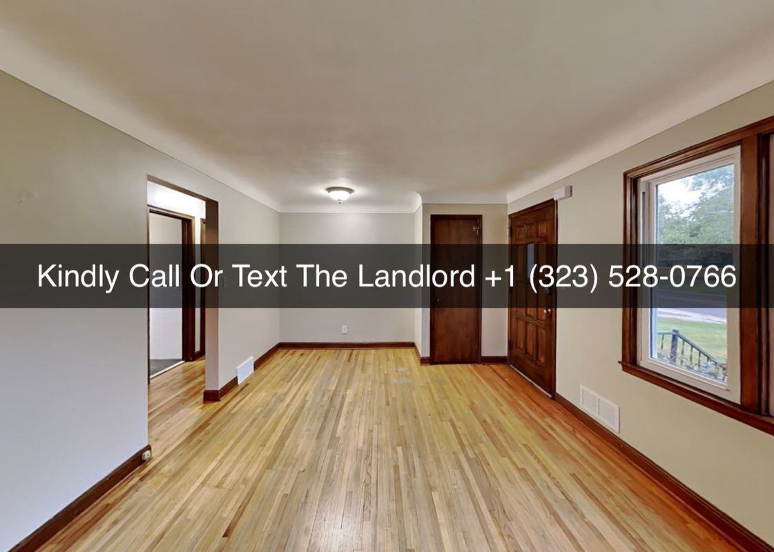 7538 Elliot Ave S - Photo 3 of 10