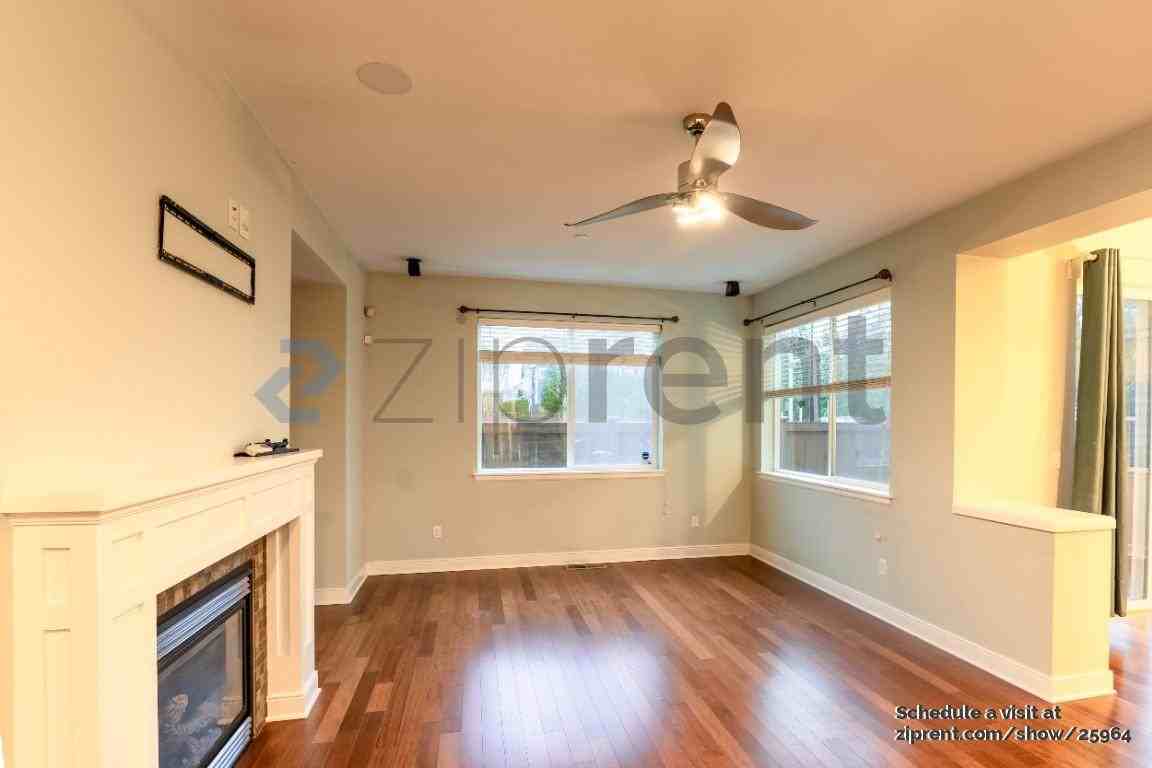 18331 35th Dr Se - Photo 2 of 20