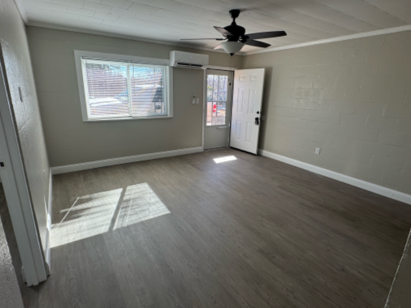 308 Sullivan St - Photo 2 of 13