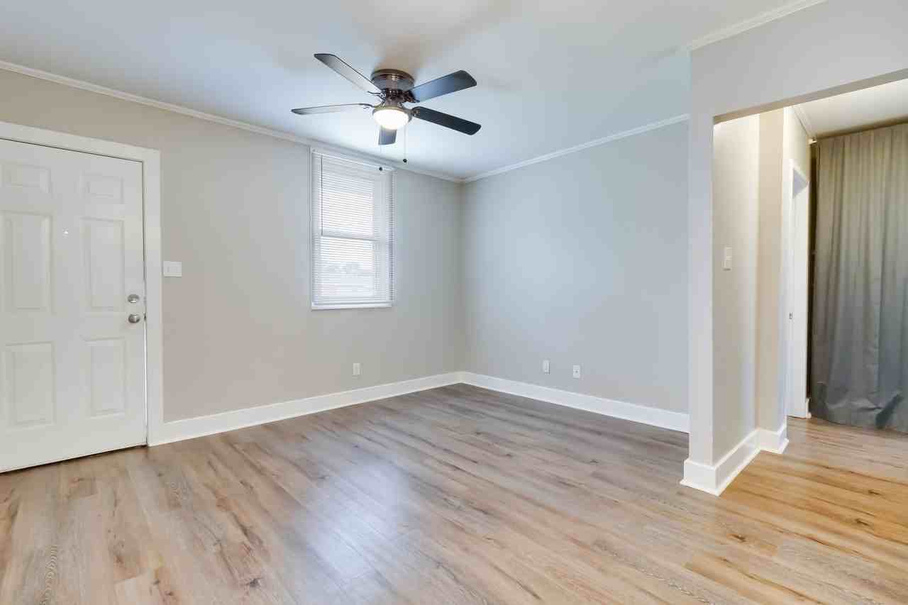 115 S Girouard Rd #E3 - Photo 3 of 27