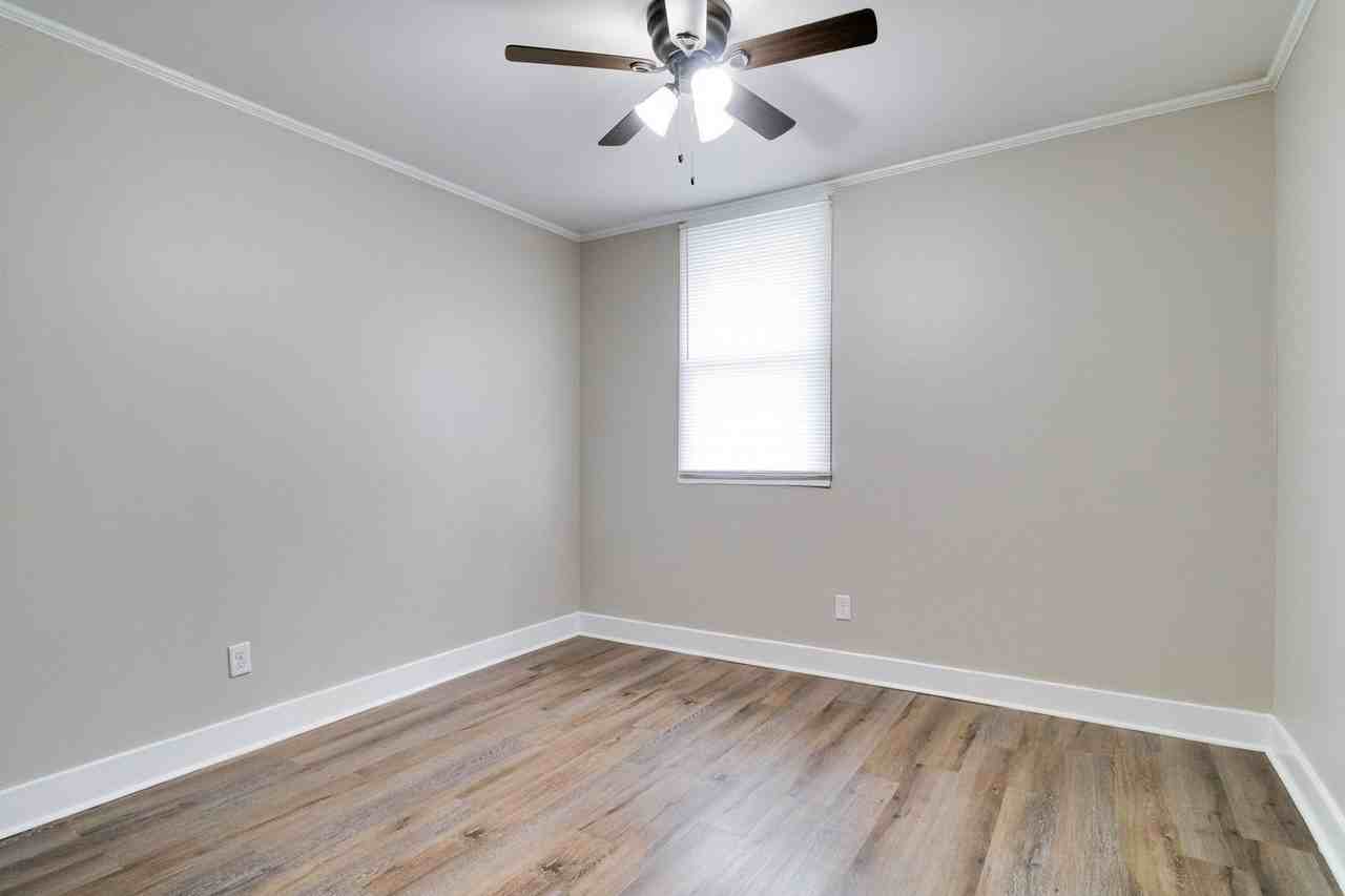 115 S Girouard Rd #E3 - Photo 7 of 27