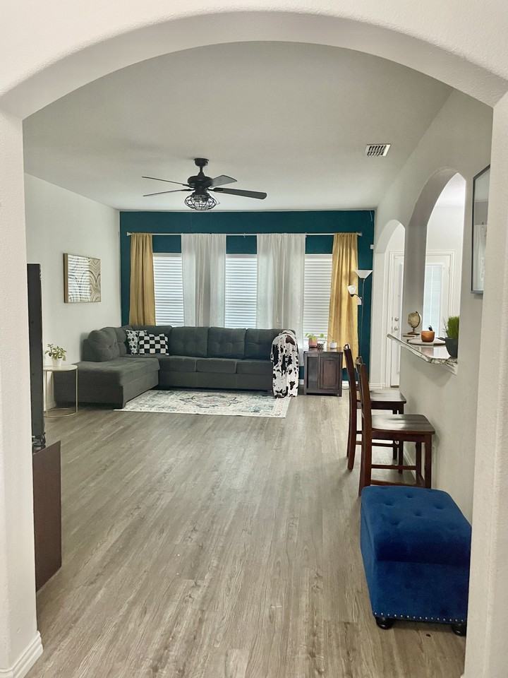 1712 Westgate Dr #NA - Photo 2 of 15