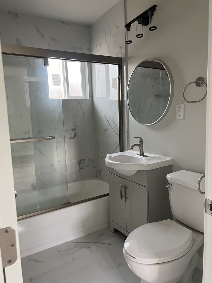 16315 Cadwell St #NA - Photo 2 of 8