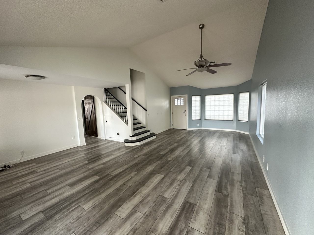 233 S Rush Cir E #NA - Photo 4 of 32