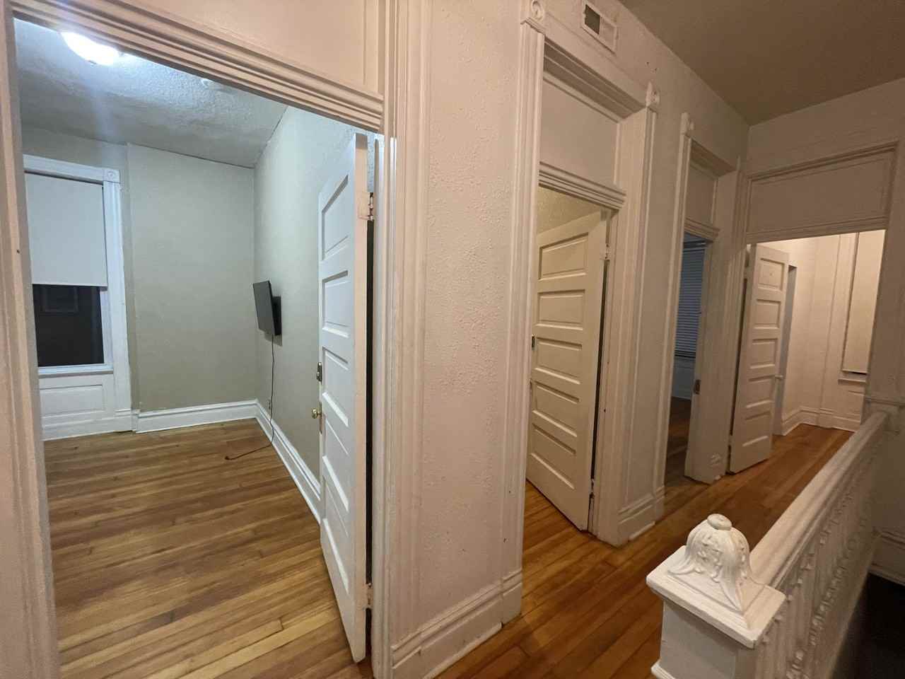 2664 Nebraska Ave #2F - Photo 3 of 22