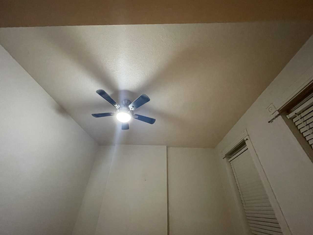 2664 Nebraska Ave #2F - Photo 6 of 22