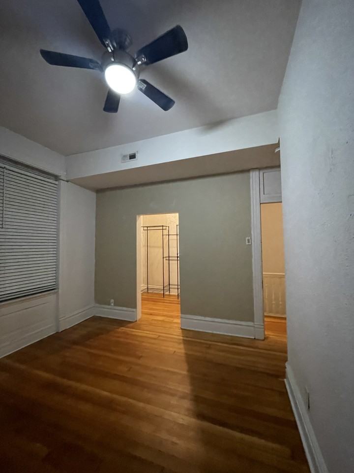 2664 Nebraska Ave #2F - Photo 7 of 22