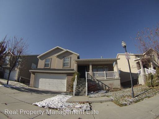 10852 Pine Shadow Rd - Photo 2 of 47