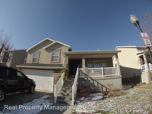 10852 Pine Shadow Rd - Photo 3 of 47