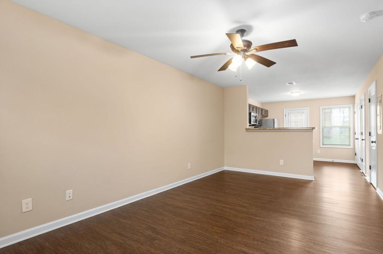 2 Bedroom Pet Friendly Townhome For Rent Near Post! - Photo 5 of 21