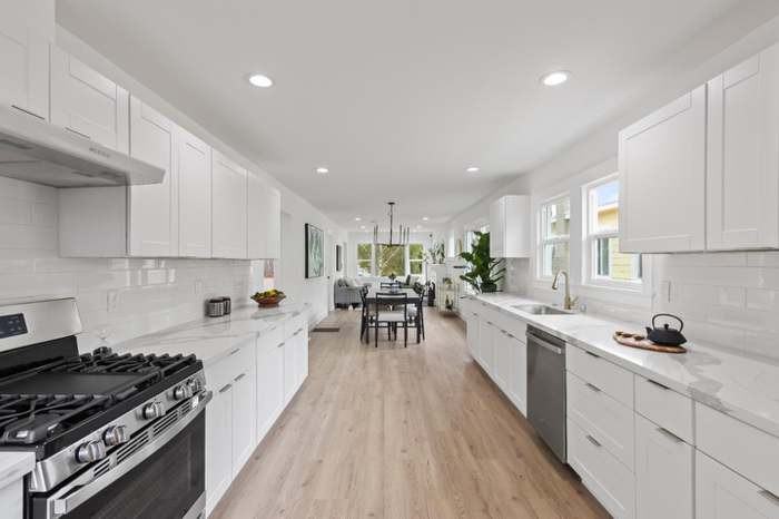 5018 Congress Ave #NA - Photo 3 of 21