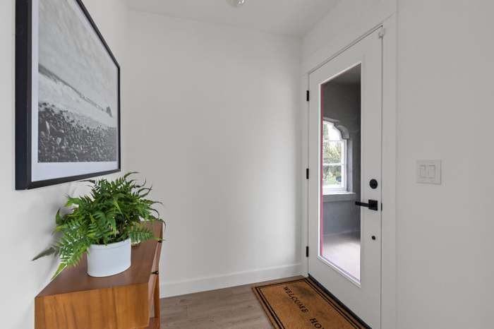 5018 Congress Ave #NA - Photo 6 of 21