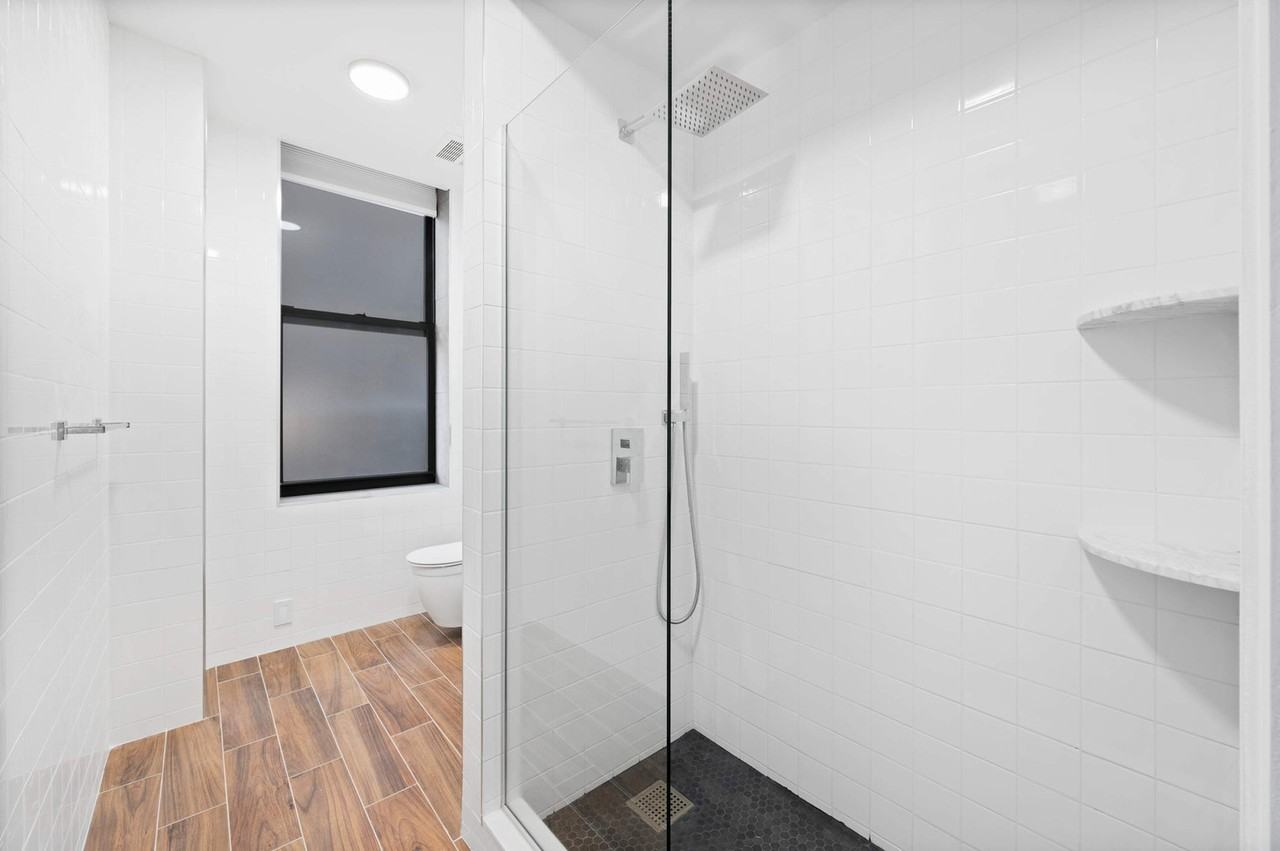491 2nd Ave #1047925P - Photo 3 of 18