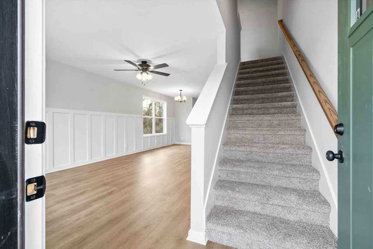 2 Bedroom Pet Friendly Townhomes For Rent! - Photo 4 of 28