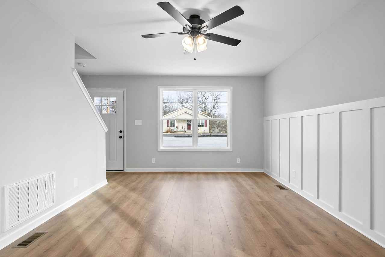 2 Bedroom Pet Friendly Townhomes For Rent! - Photo 7 of 28