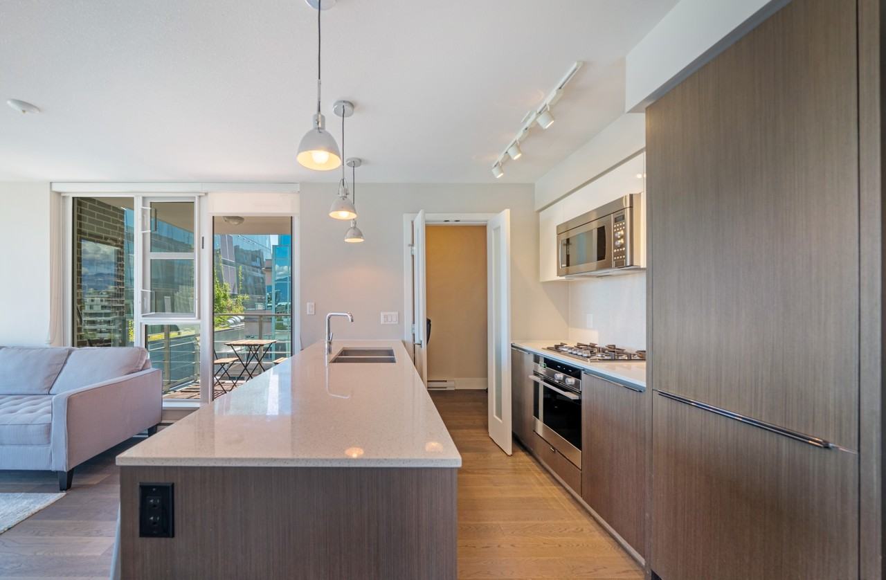 Cambie St. & W 7th Ave #000 - Photo 4 of 27