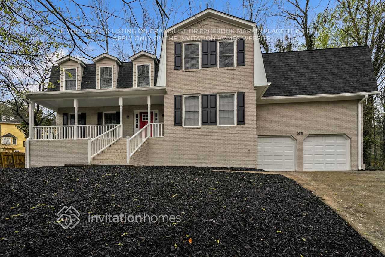 5031 Golf Link Ct - Photo 2 of 26