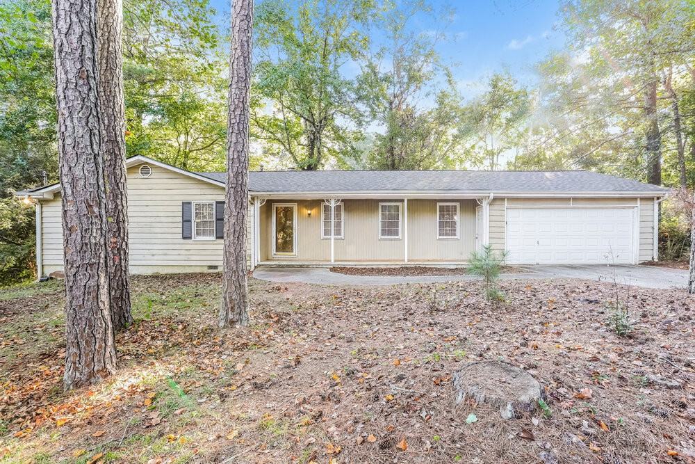3995 Holland Dr - Photo 3 of 16