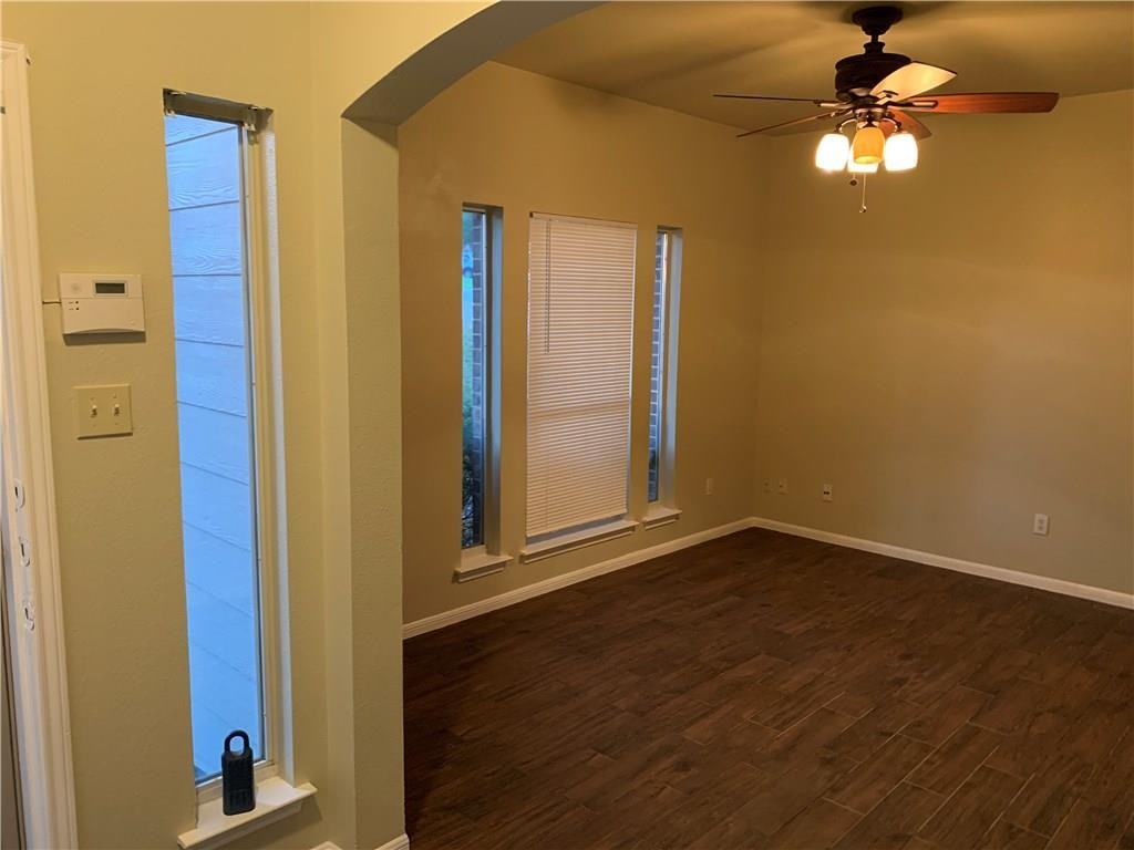 3707 Birdhouse Dr - Photo 2 of 8