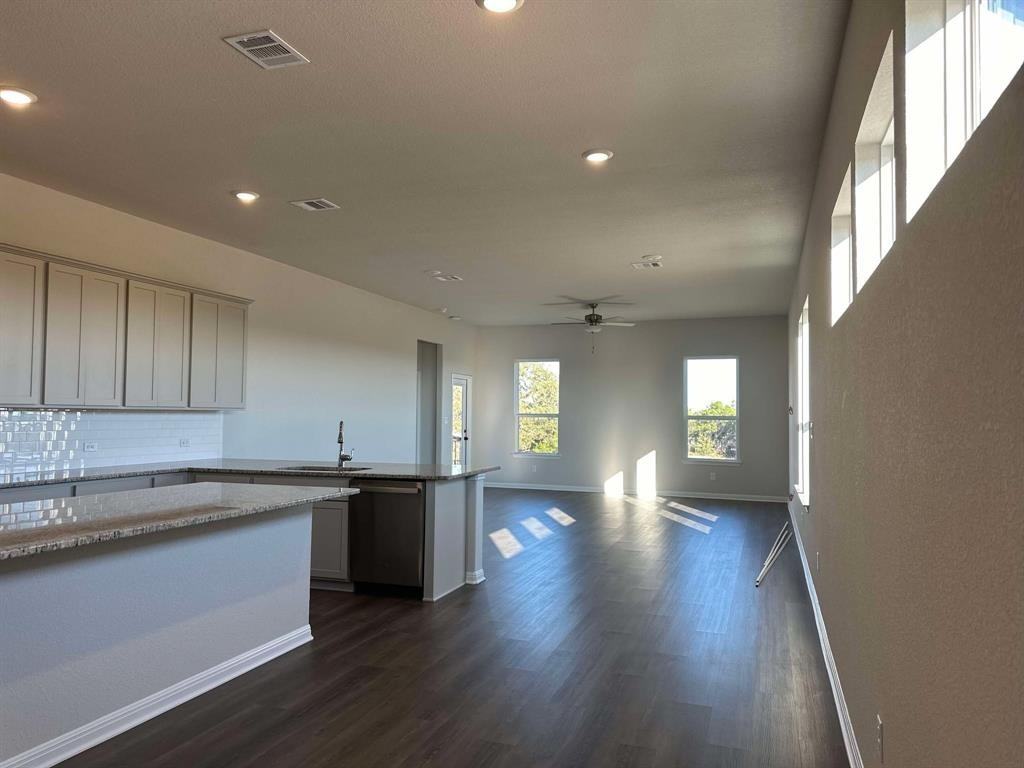 1225 Lavender Way - Photo 2 of 8