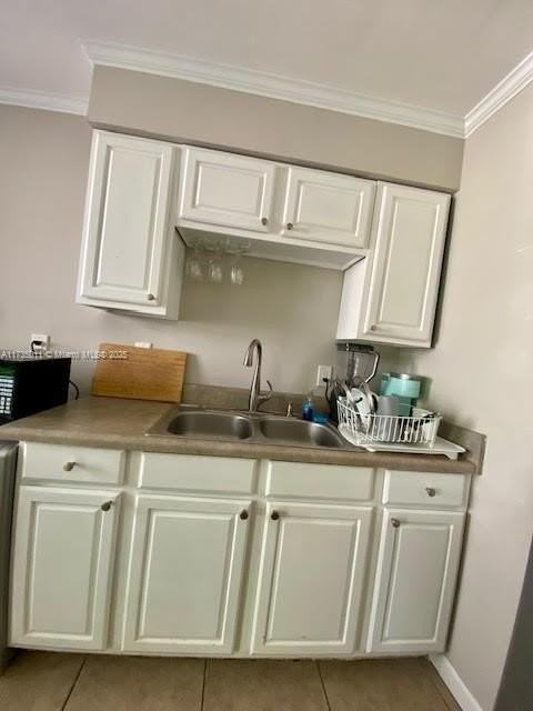 2560 Northeast 11th Court - Photo 7 of 13