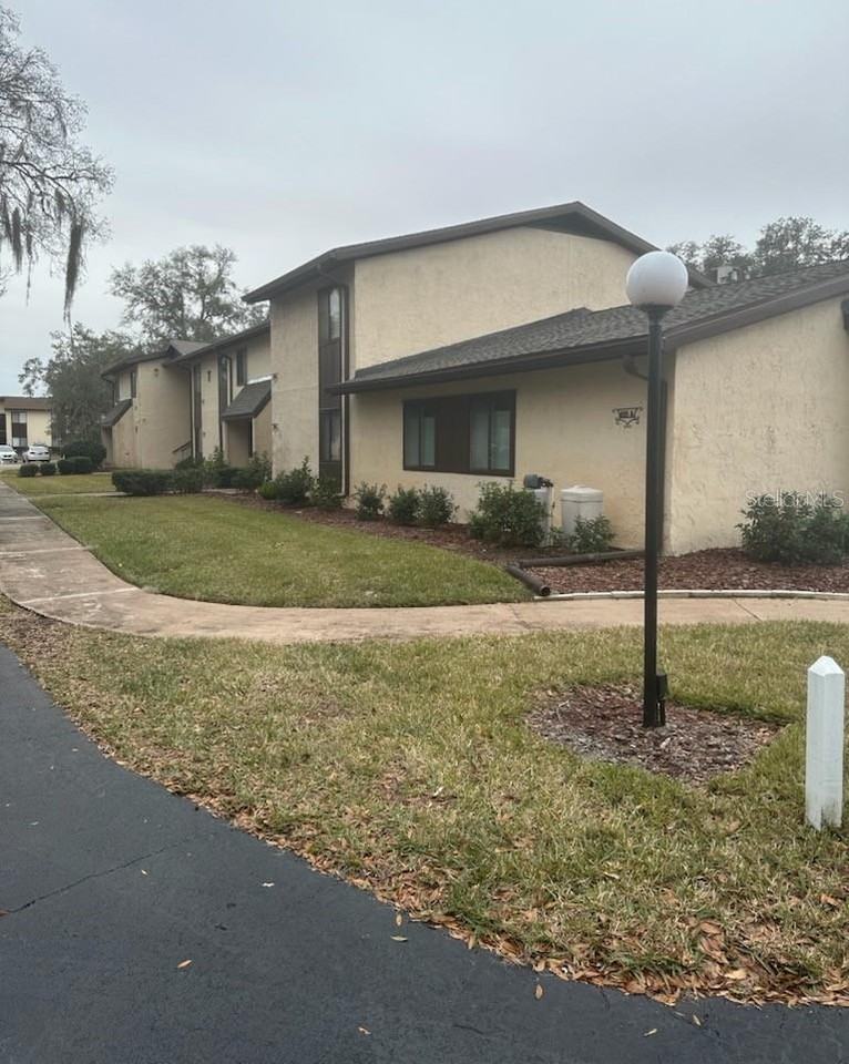 689 Midway Dr - Photo 2 of 15