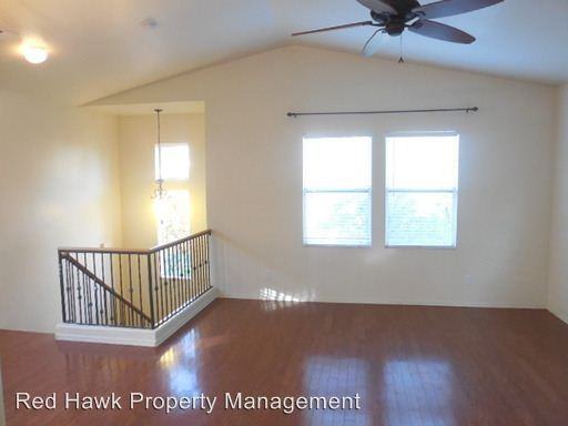 110 W Commerce Ct - Photo 2 of 20