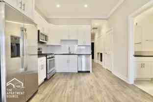 927 W Irving Park Rd #304 - Photo 1 of 1