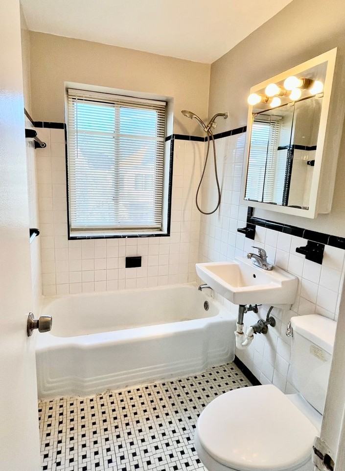 1311 Madison St., NW - Photo 5 of 15