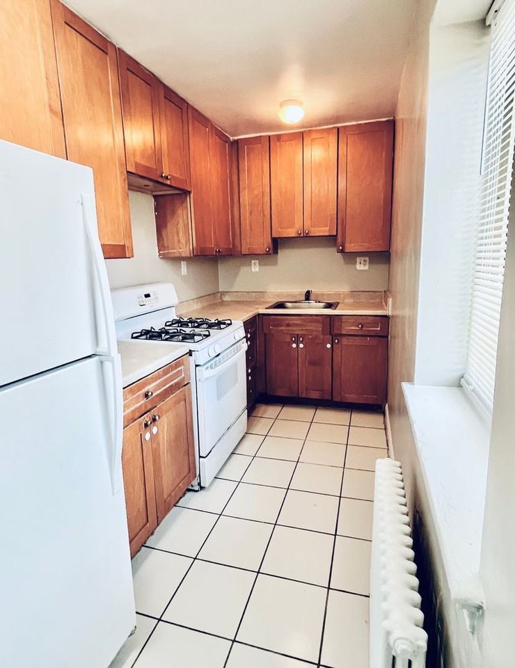 1311 Madison St., NW - Photo 6 of 15
