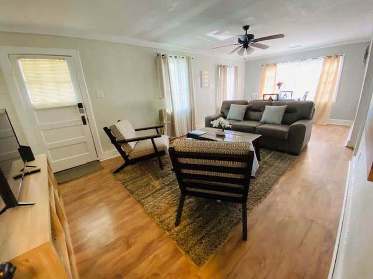 1331 Hillridge Drive - Photo 2 of 21