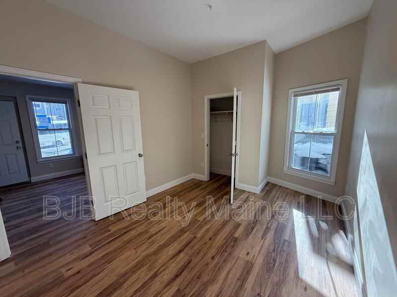 59 Bramhall St #100-4 - Photo 3 of 6