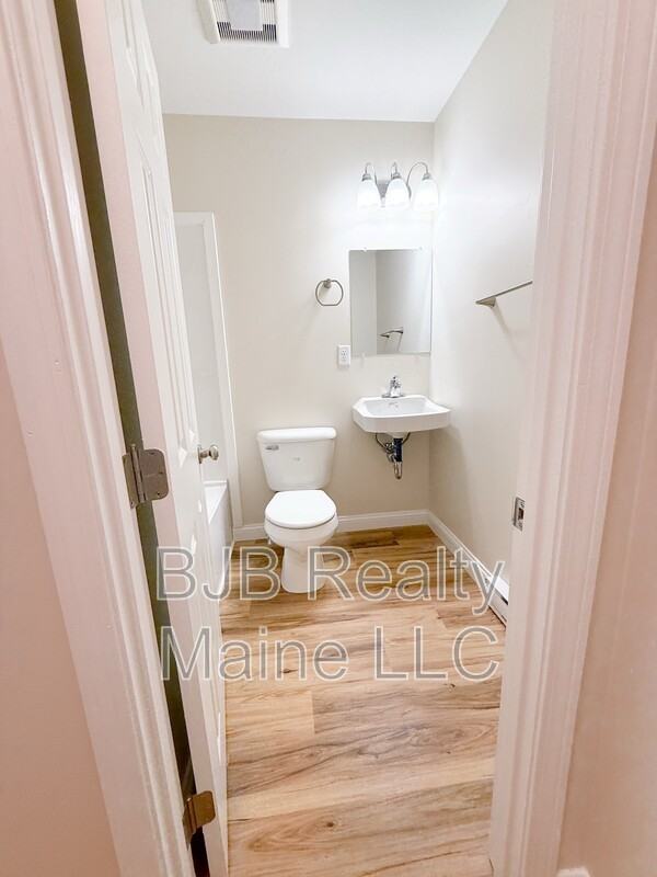 59 Bramhall St #100-4 - Photo 2 of 6