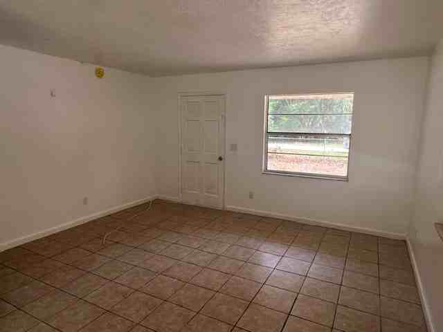 12340 Se 128th Ct - Photo 2 of 9