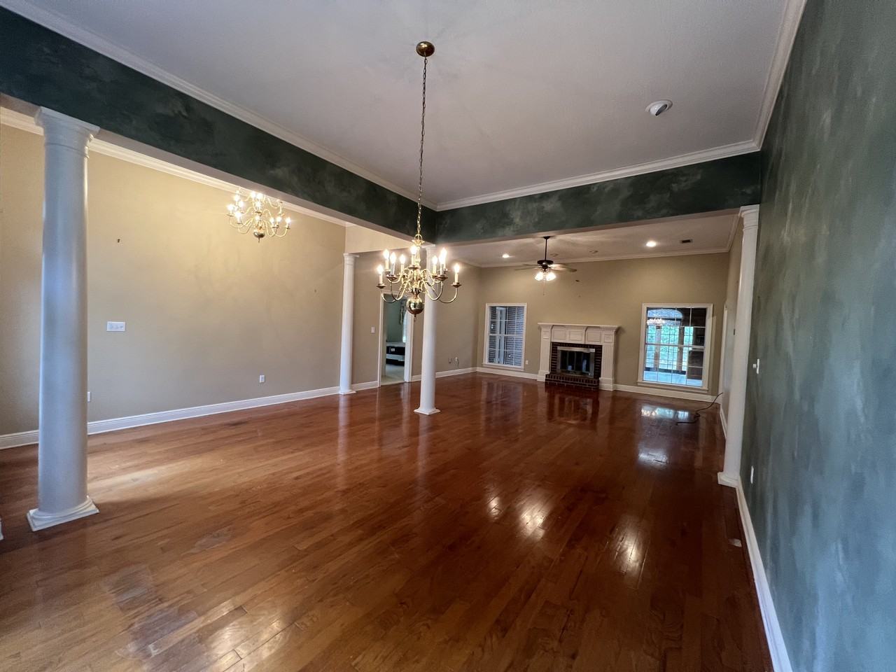 73 Highpointe Dr - Photo 5 of 24