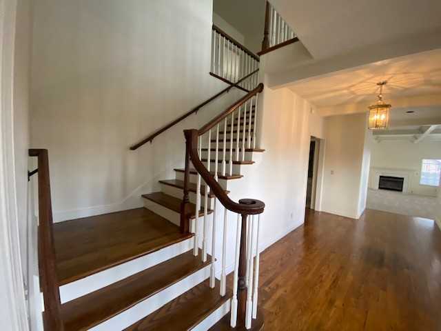 20 Cramden Dr - Photo 3 of 50