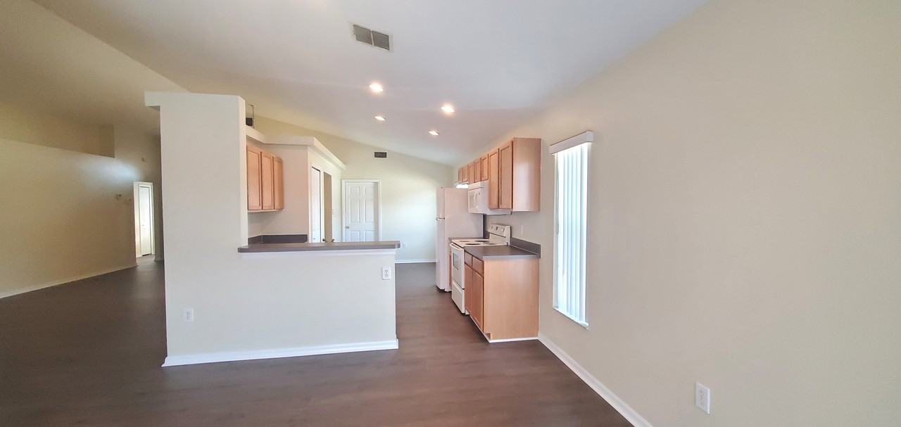 230 Pine Cone Dr - Photo 2 of 9