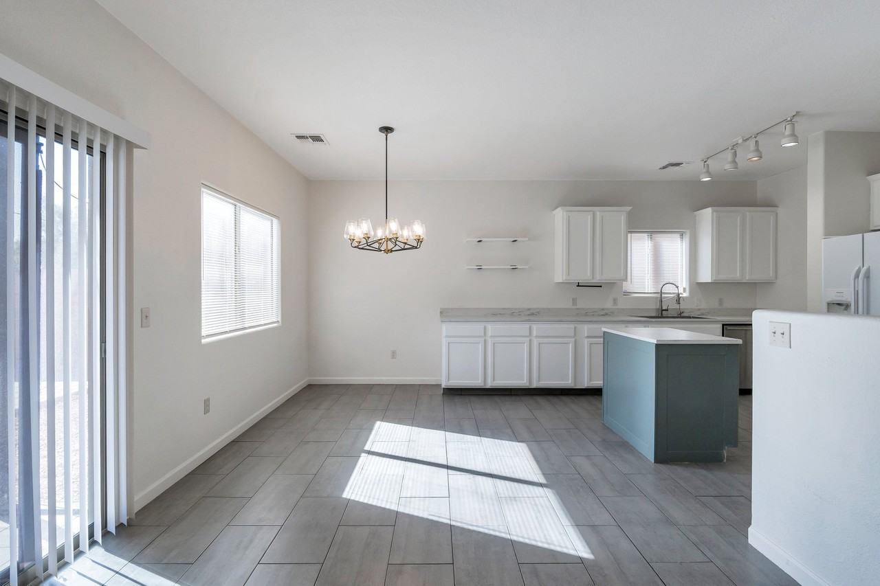 6352 E Butte Stone Dr - Photo 5 of 24