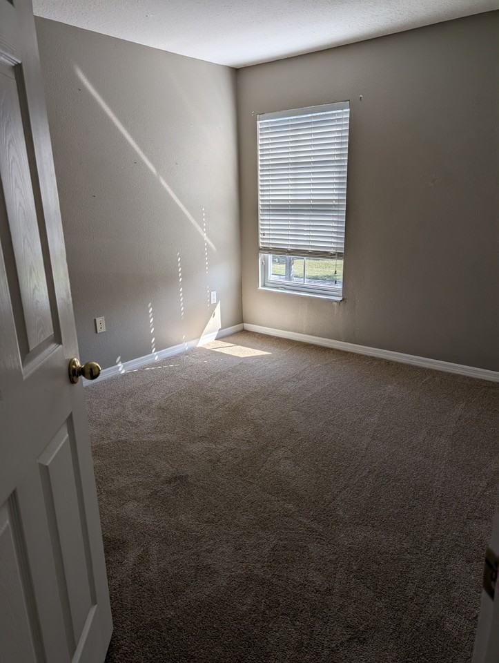 11525 Declaration Dr - Photo 6 of 11