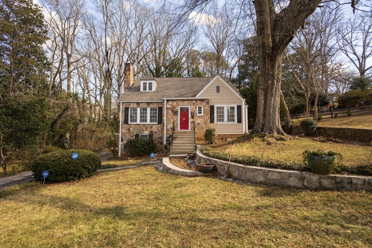 2764 Kimmeridge Dr - Photo 2 of 34