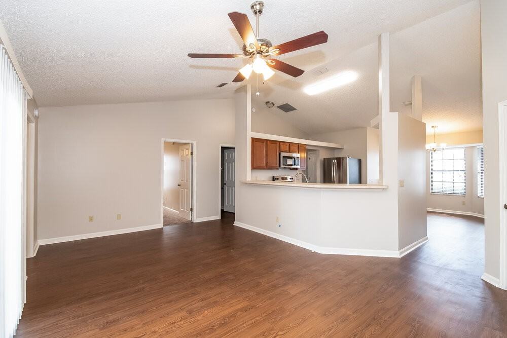 2018 Cardiff Ln - Photo 3 of 13