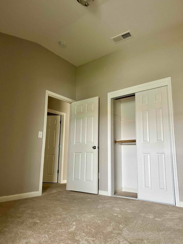 5412 Etherington Ct - Photo 5 of 20