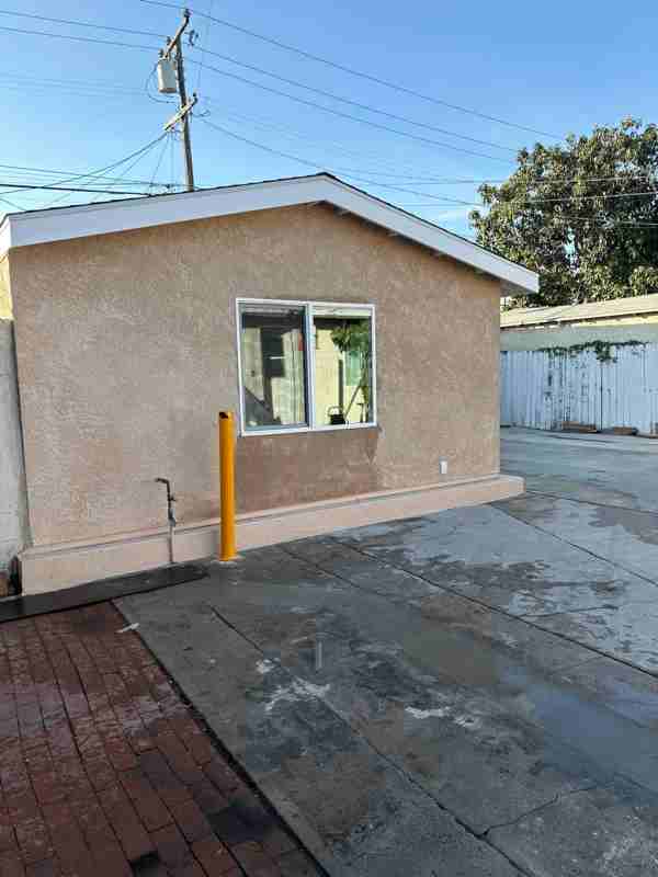 6227 Home Ave - Photo 2 of 16