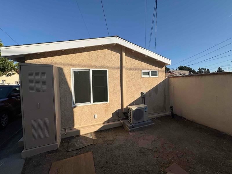 6227 Home Ave - Photo 3 of 16