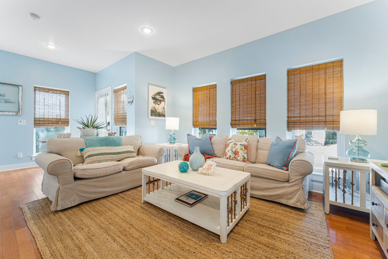 67 Snapper St - Photo 2 of 17